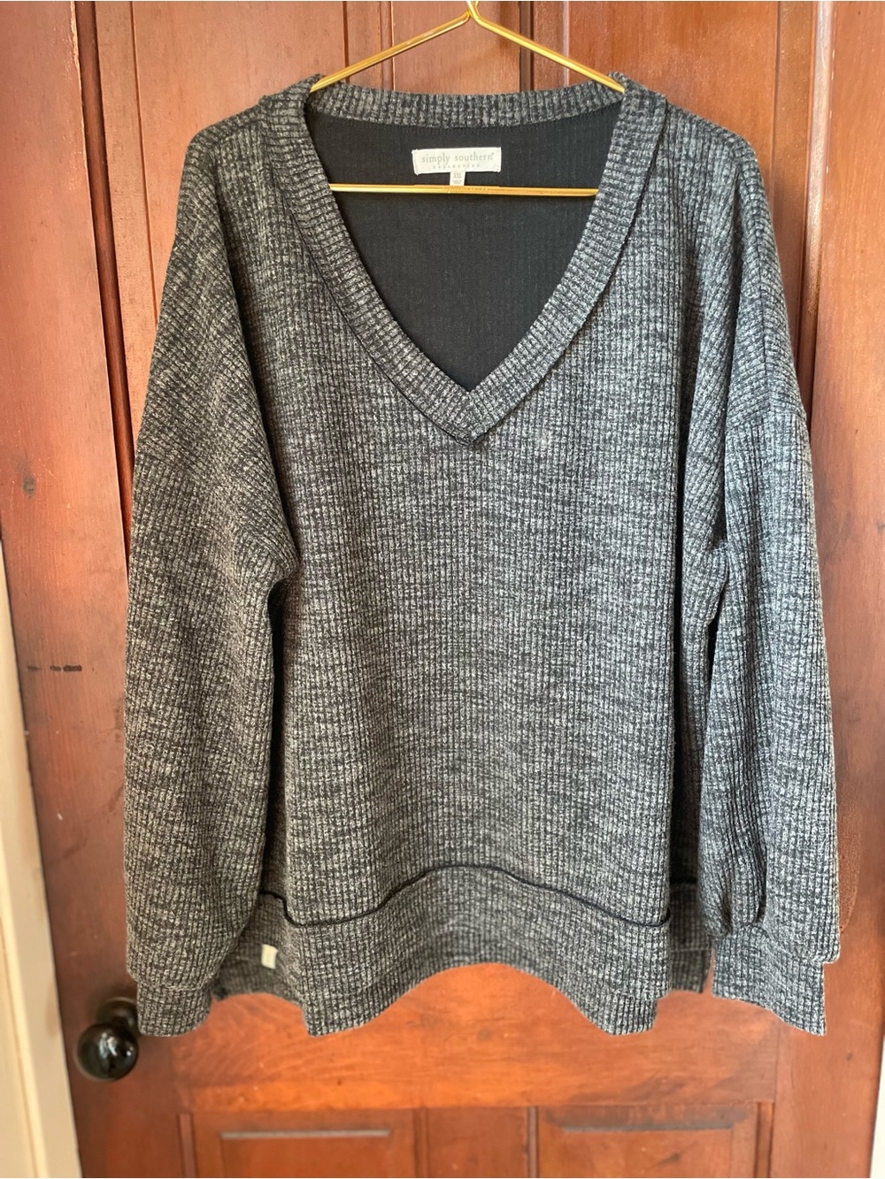 Simply Southern women's XXL long sleeve v neck sweater